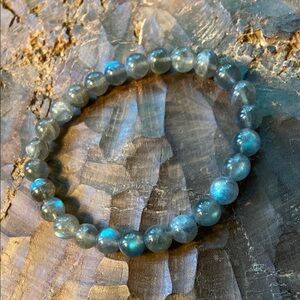 Genuine labradorite beaded bracelet
